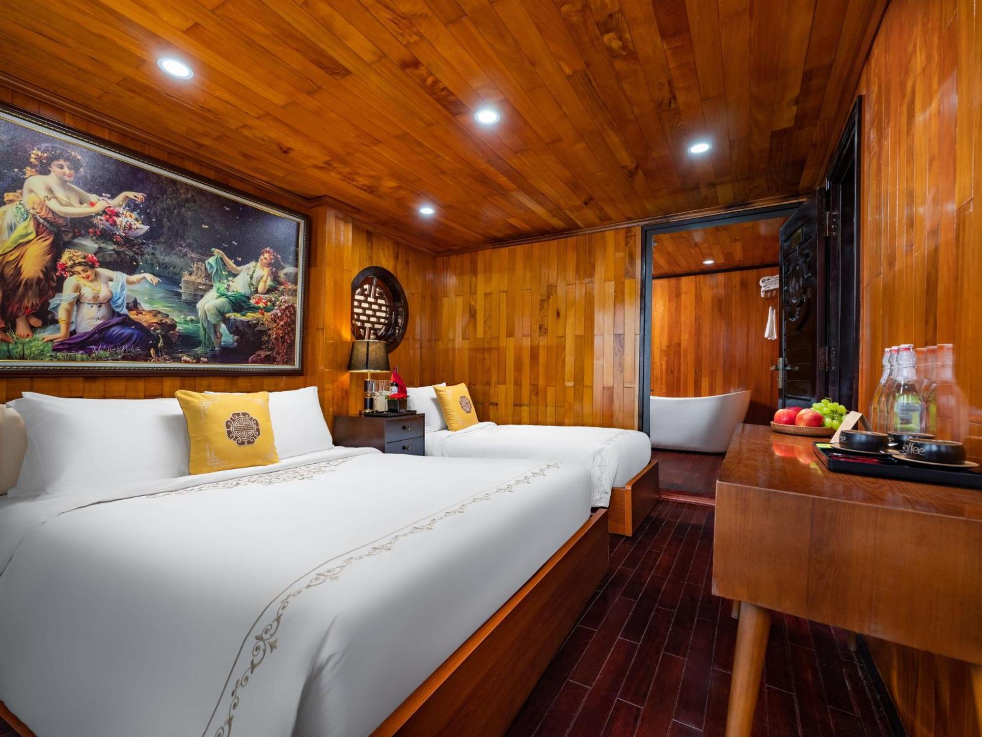 Hera Boutique Cruise Ha Long Bay Buitenkant foto