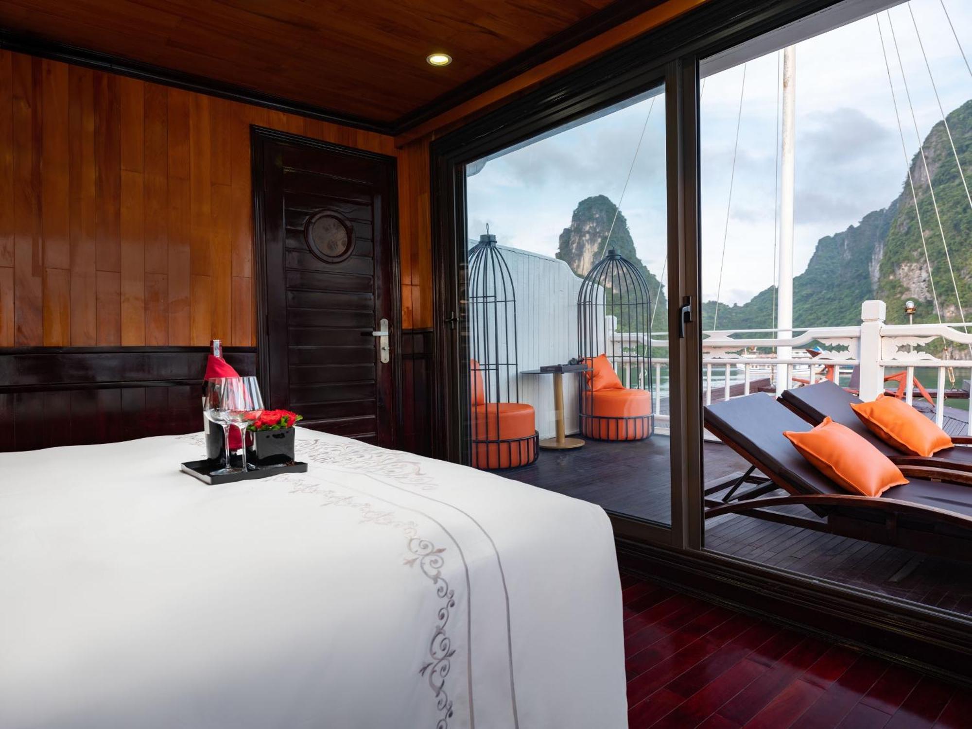 Hera Boutique Cruise Ha Long Bay Buitenkant foto