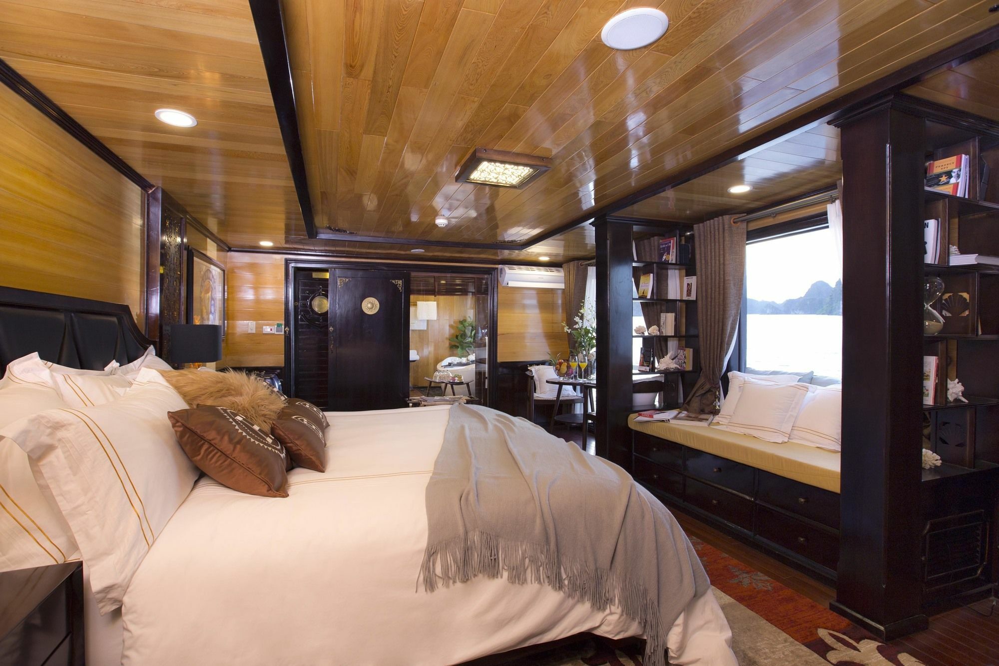 Hera Boutique Cruise Ha Long Bay Buitenkant foto