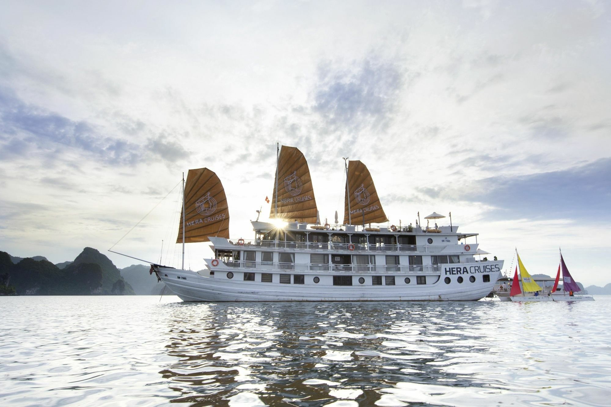 Hera Boutique Cruise Ha Long Bay Buitenkant foto